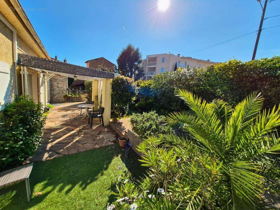 Maison à SAINT-RAPHAEL