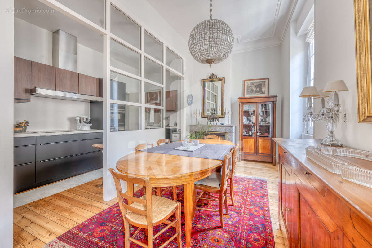 Appartement à BORDEAUX