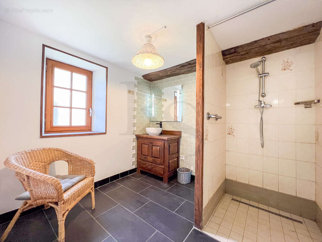 Maison à TOURNAI-SUR-DIVE