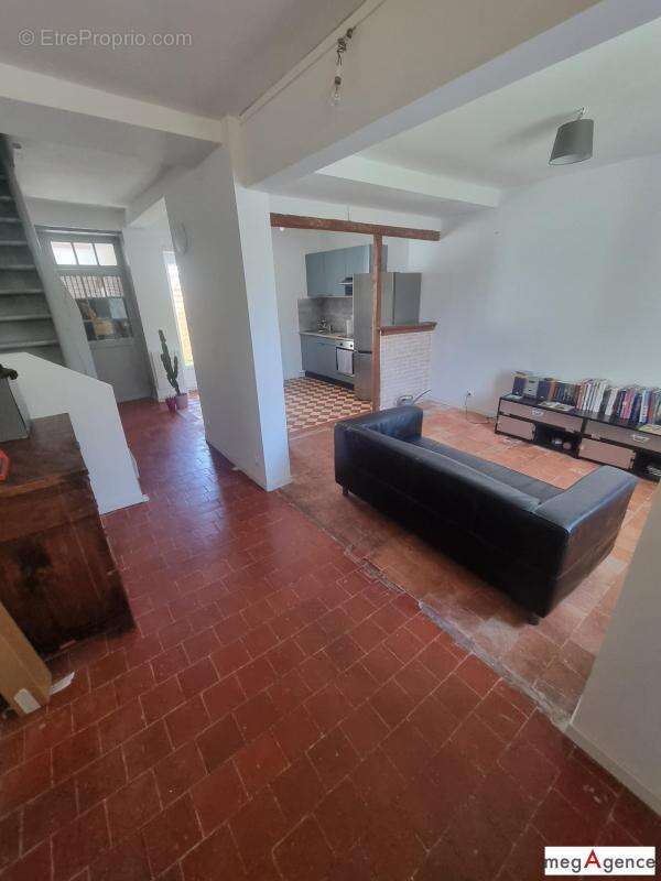 Opportunitée à saisir, charmante petite maison de 80m2 sur 2 étages - photo 3