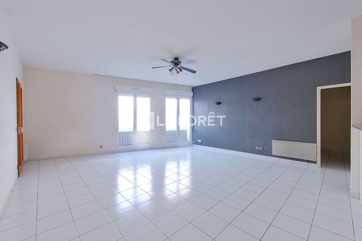 Appartement à ESPIRA-DE-L'AGLY