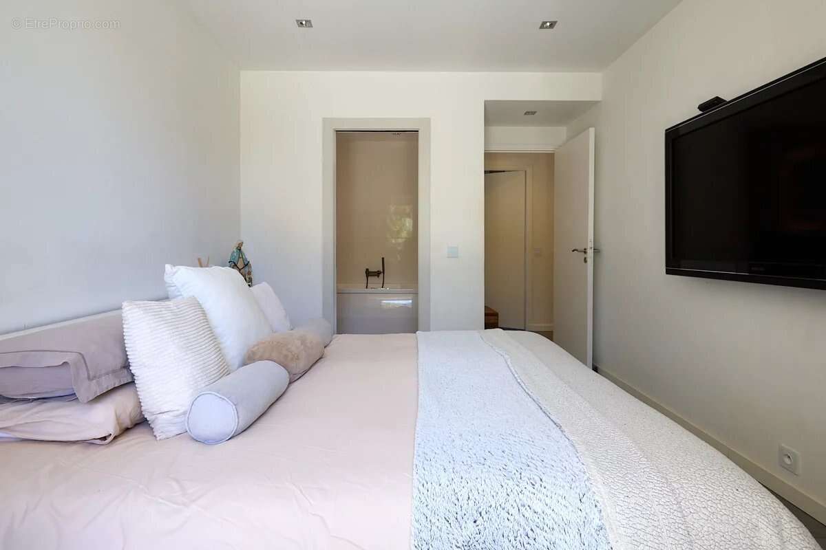 Appartement à VILLENEUVE-LOUBET