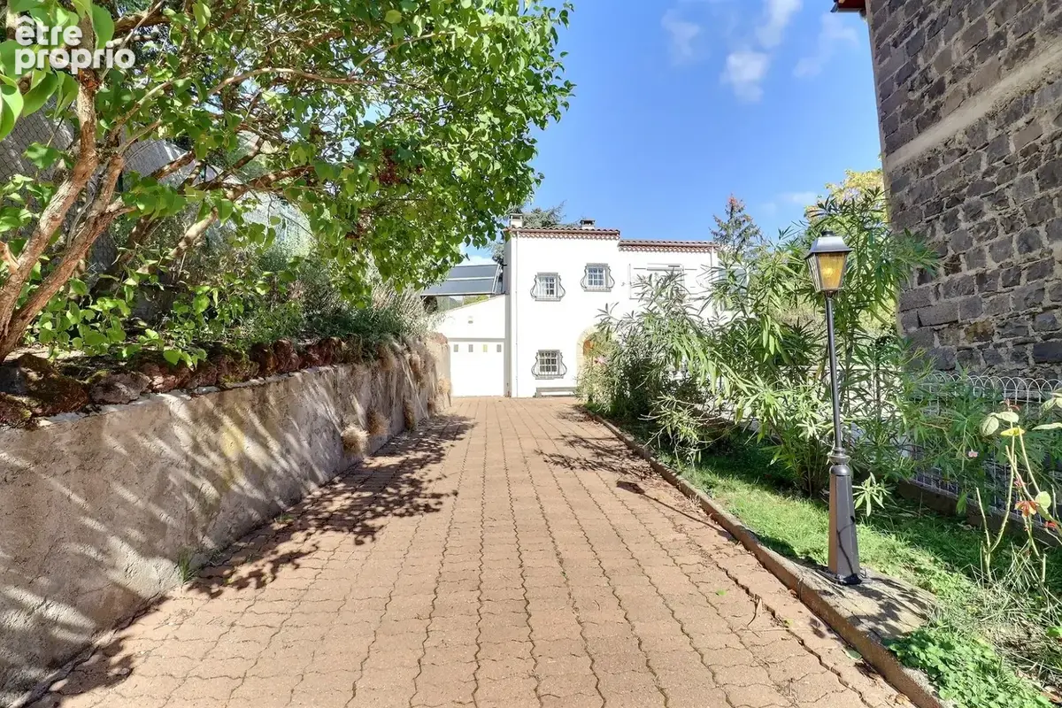 Maison 5 pièces 144 m² à vendre à Chamalieres (63400) - photo 3