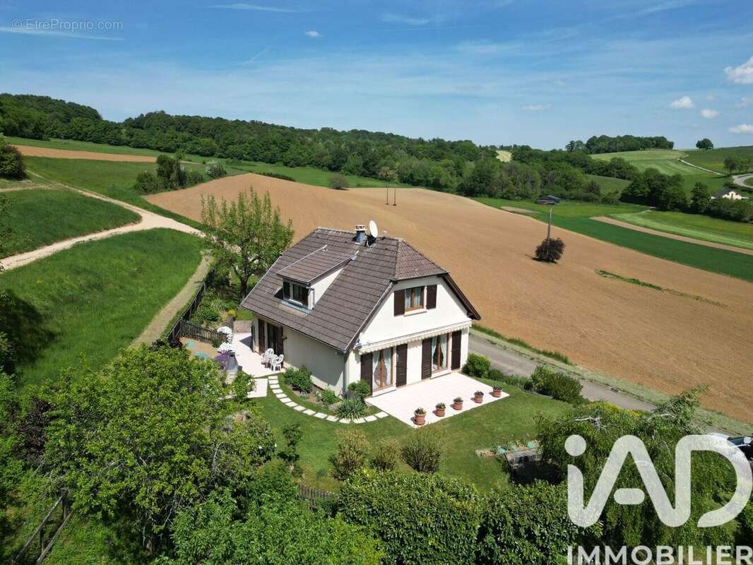 Maison 108 m² à Oberlarg  - photo 4