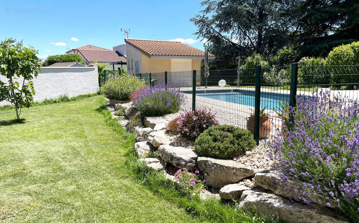 Maison à ROMANS-SUR-ISERE
