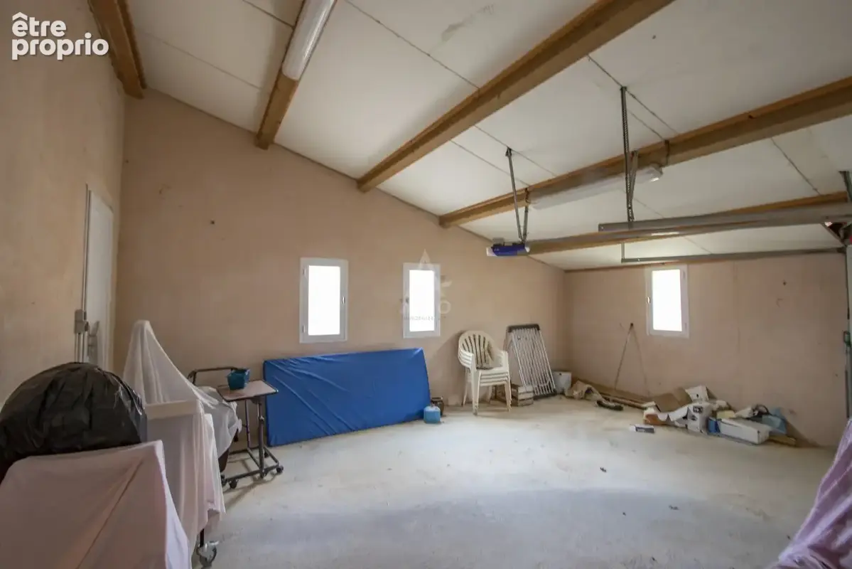 Valensole  maison t4 de plain-pied  vue dégagée  garage  terrain 1 700 m² constructible  piscinable  314 600  - photo 12