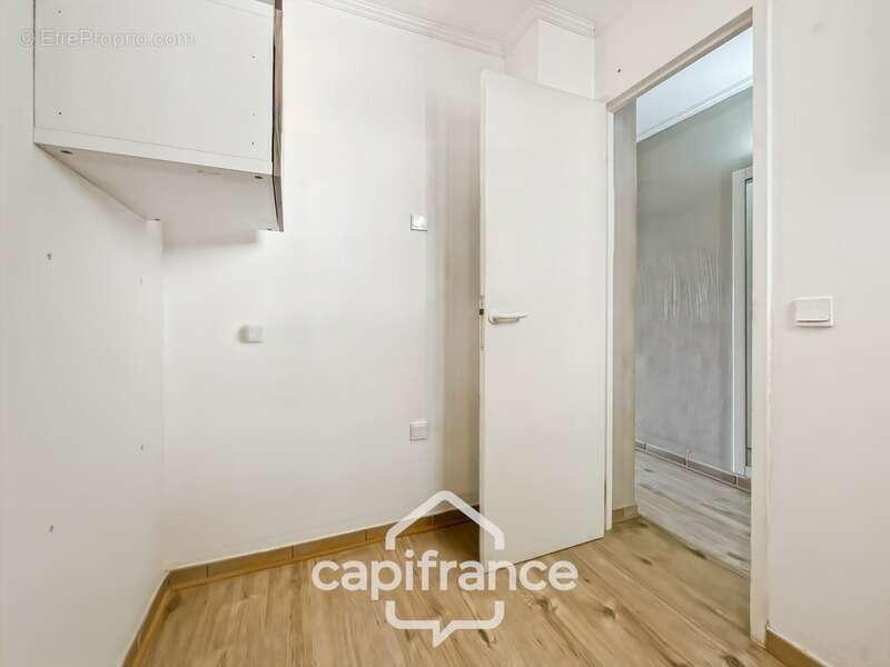 Domaine et golf de Pont Royal appartement  climatisé résidence du  lac de 43 m2 , vue lac , terrasse loggia exposition sud , pla - photo 21