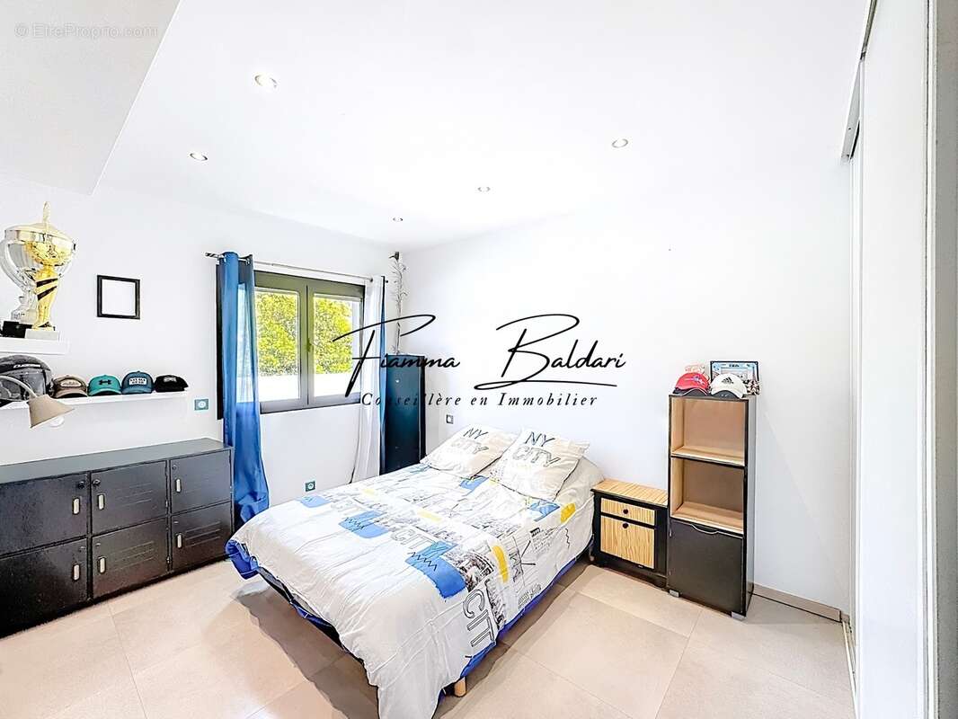 À Vendre Villa 212m², Terrain 1 500m², Castellare di Casinca, Haute-Corse (20) - photo 10