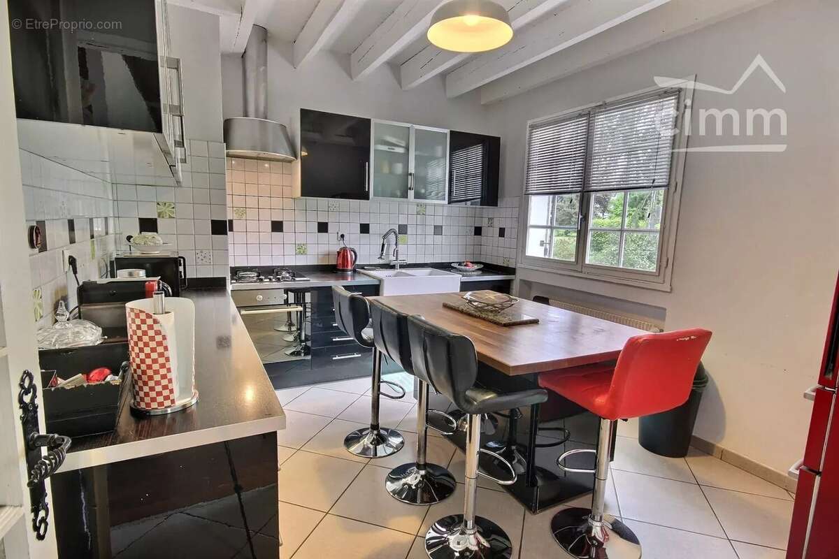 Maison à ROCHE-LA-MOLIERE