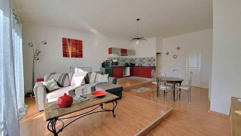 Grande maison renovee avec appartement t2 independant et piscine - photo 14
