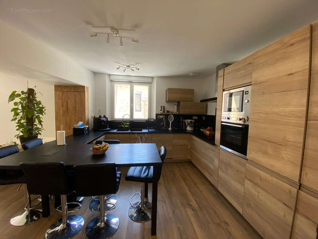 Exclusivité,  Coup de coeur, Maison de village rénovée - photo 2