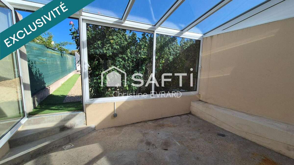 Photo 2 - Maison à SAINT-MAURICE-MONTCOURONNE