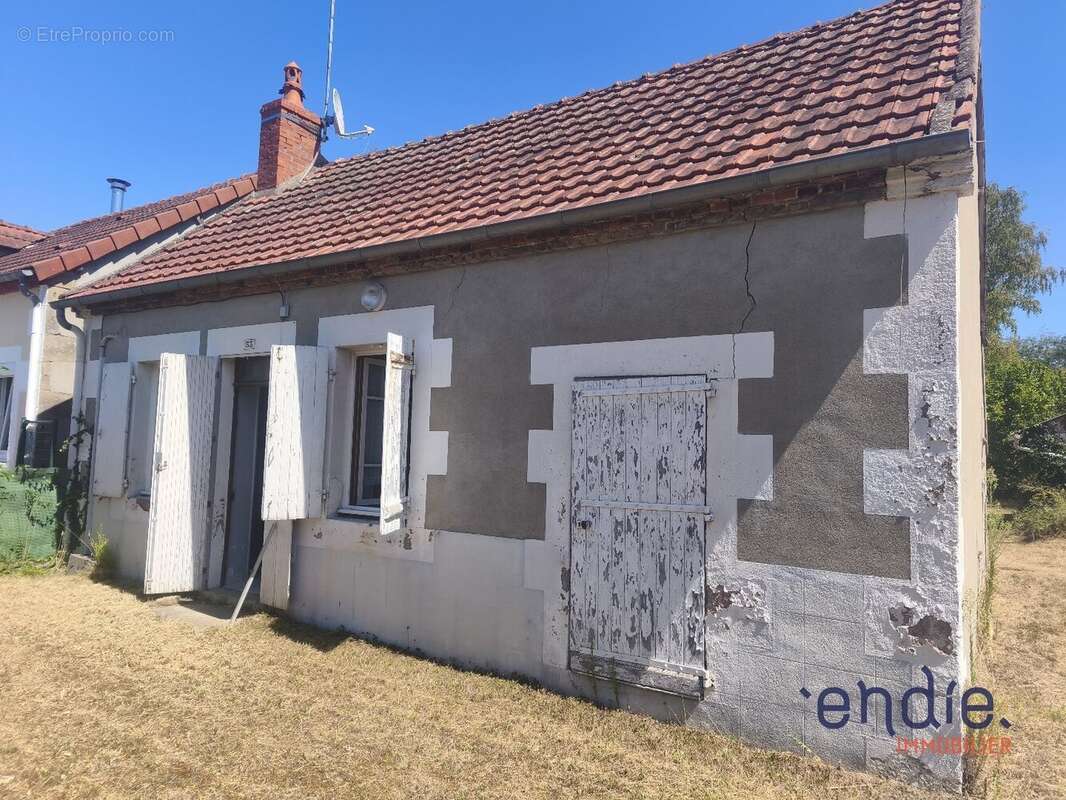 VENTE d'un ensemble immobilier à COSNE D'ALLIER - photo 14