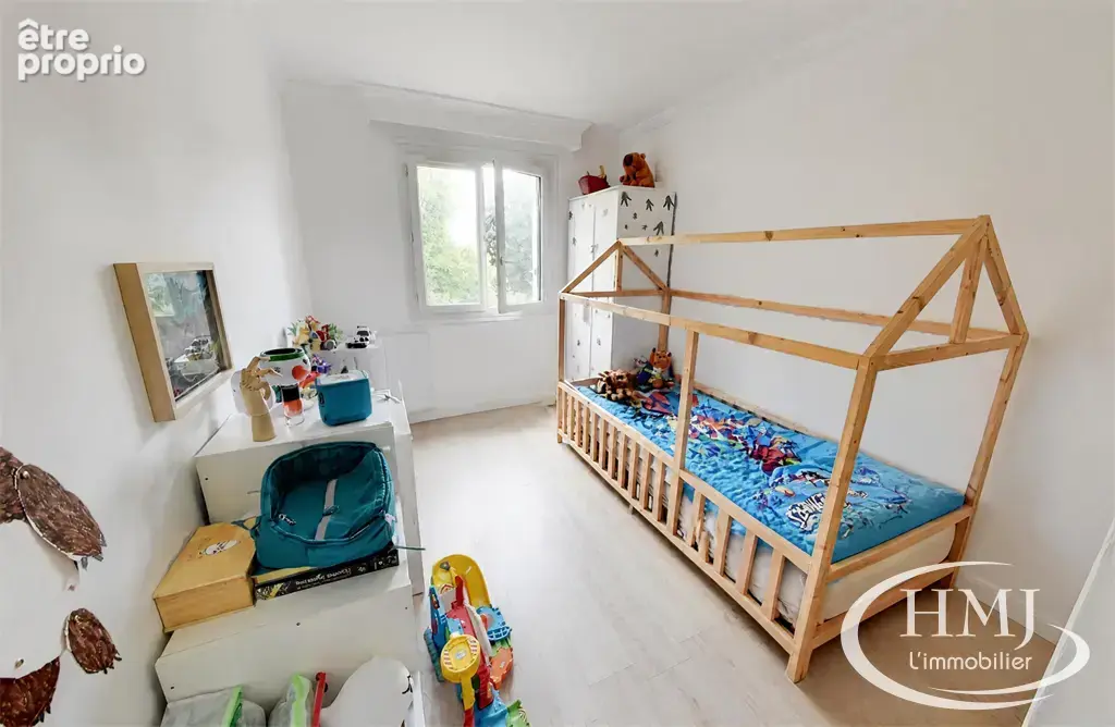 Appartement 4 pièces 83 m² à vendre à Ris-Orangis (91000) - photo 8
