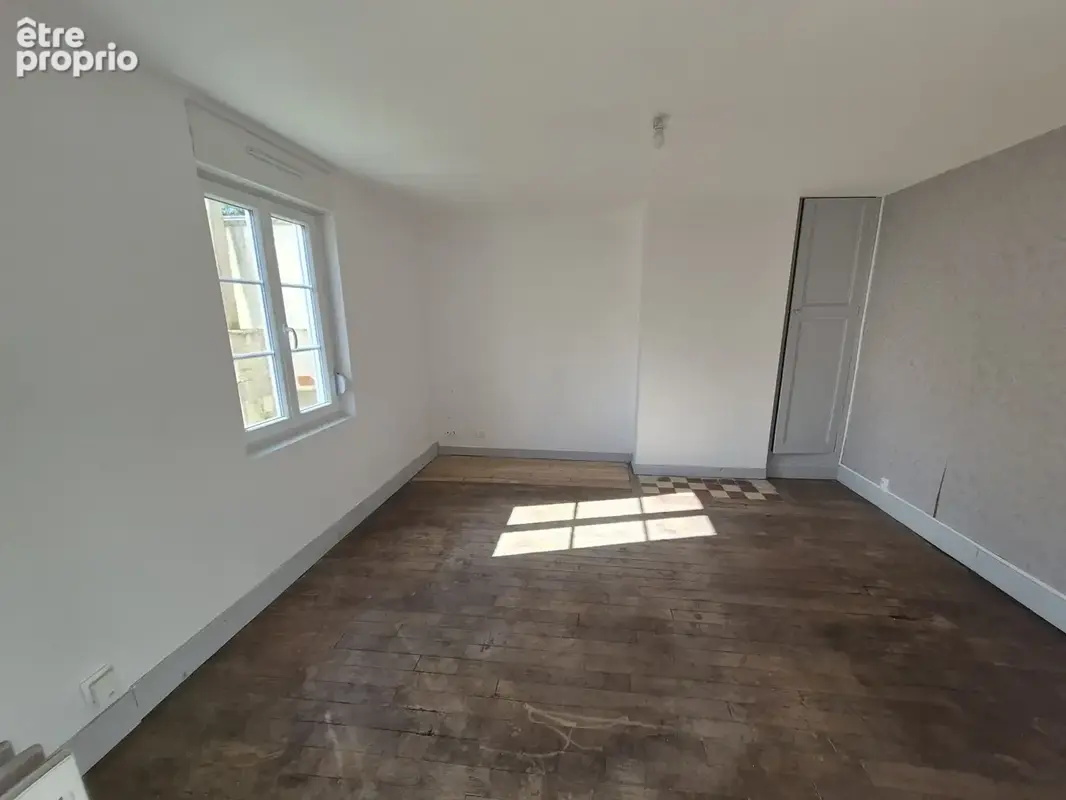Spécial Investisseurs À vendre   Troyes maison, superficie 73,50m2, 4 chambres,  jardin 342m2, dépendances - photo 10