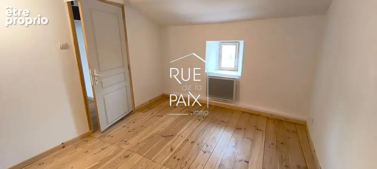 Maison de bourg rénovée - photo 10