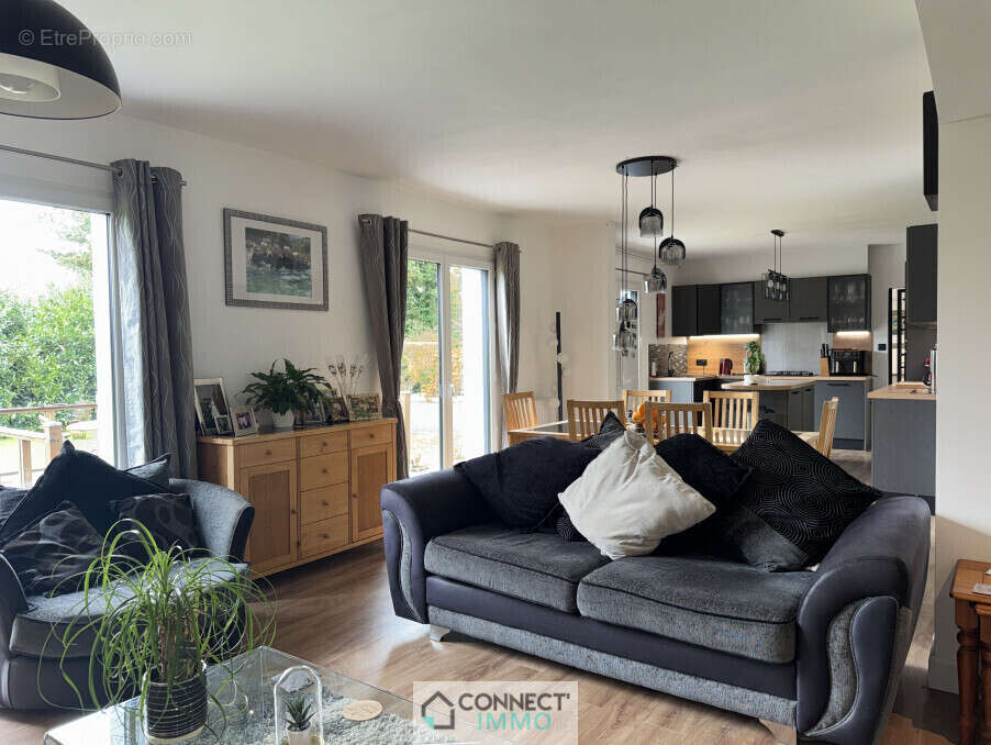 Maison à LA FEUILLEE