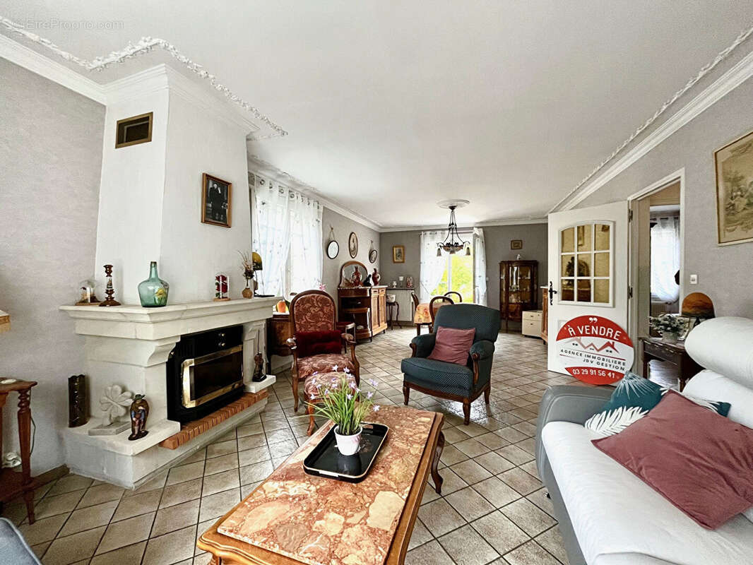 Maison à COMMERCY