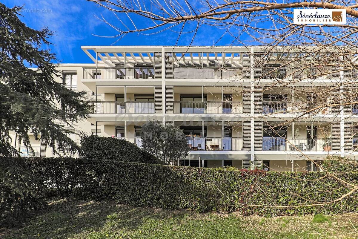 Appartement à SAINT-GENIS-LAVAL