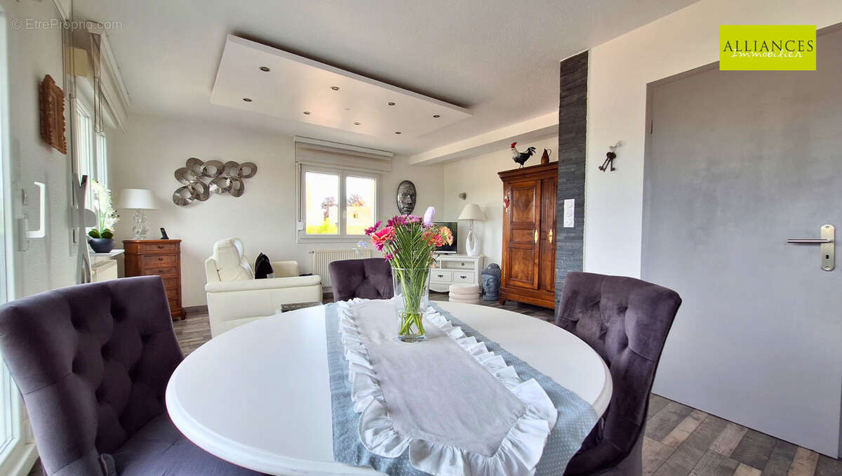 Appartement à BAVILLIERS
