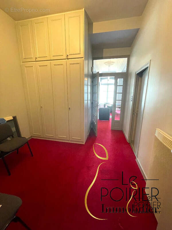 Commerce à LAMBALLE