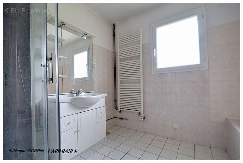 Maison à SAINT-SULPICE-D'ARNOULT