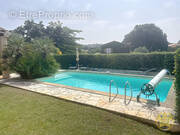 Maison à LES ANGLES