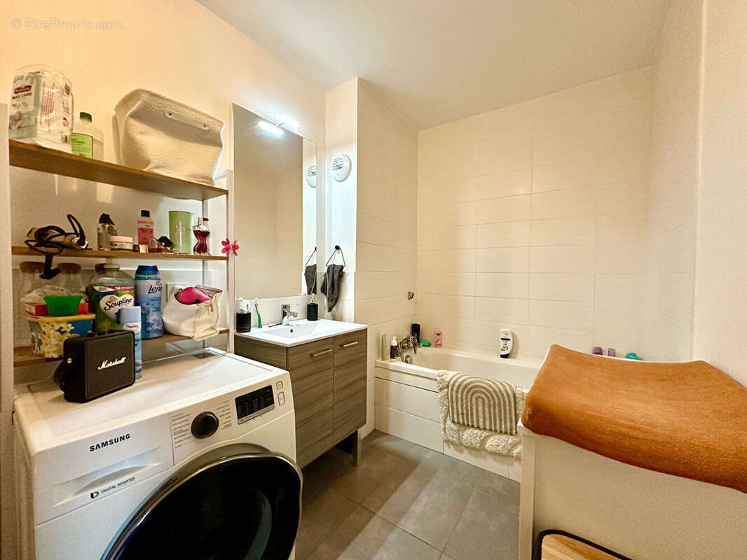 Appartement à TOURNON-SUR-RHONE