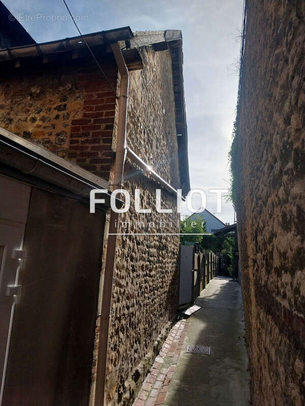 Commerce à DIVES-SUR-MER