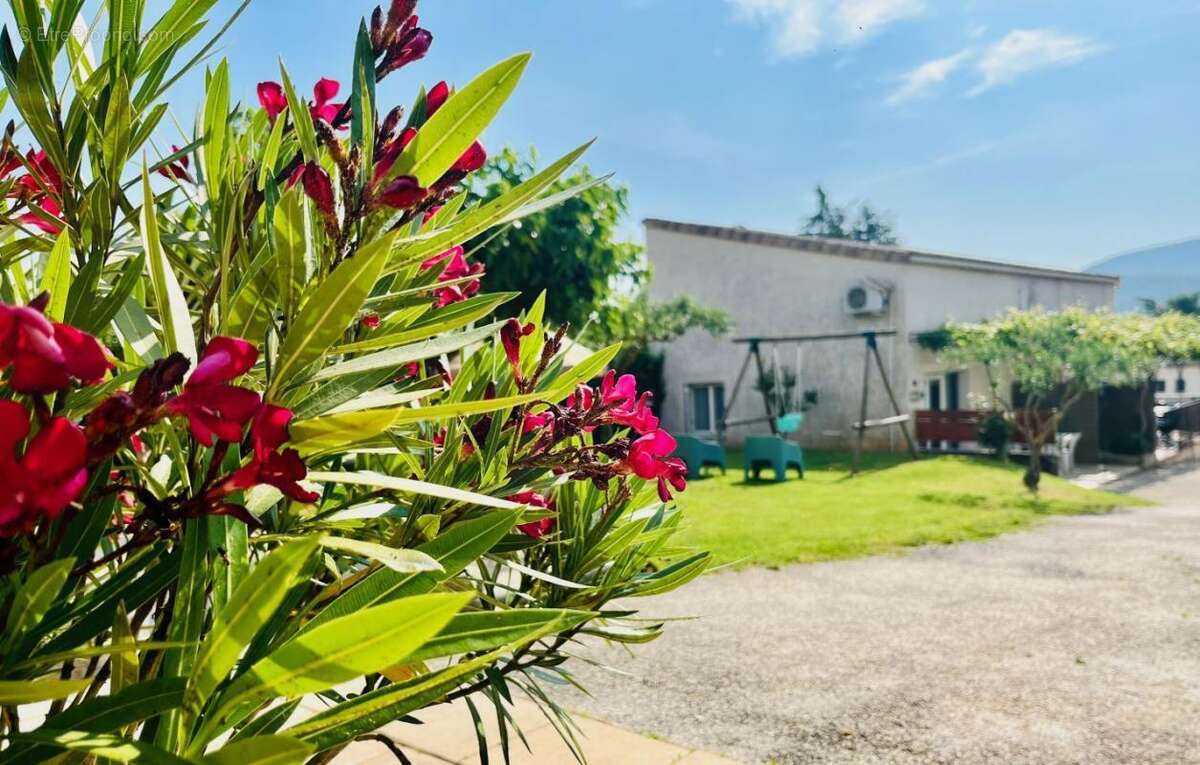 Maison à VALLON-PONT-D&#039;ARC