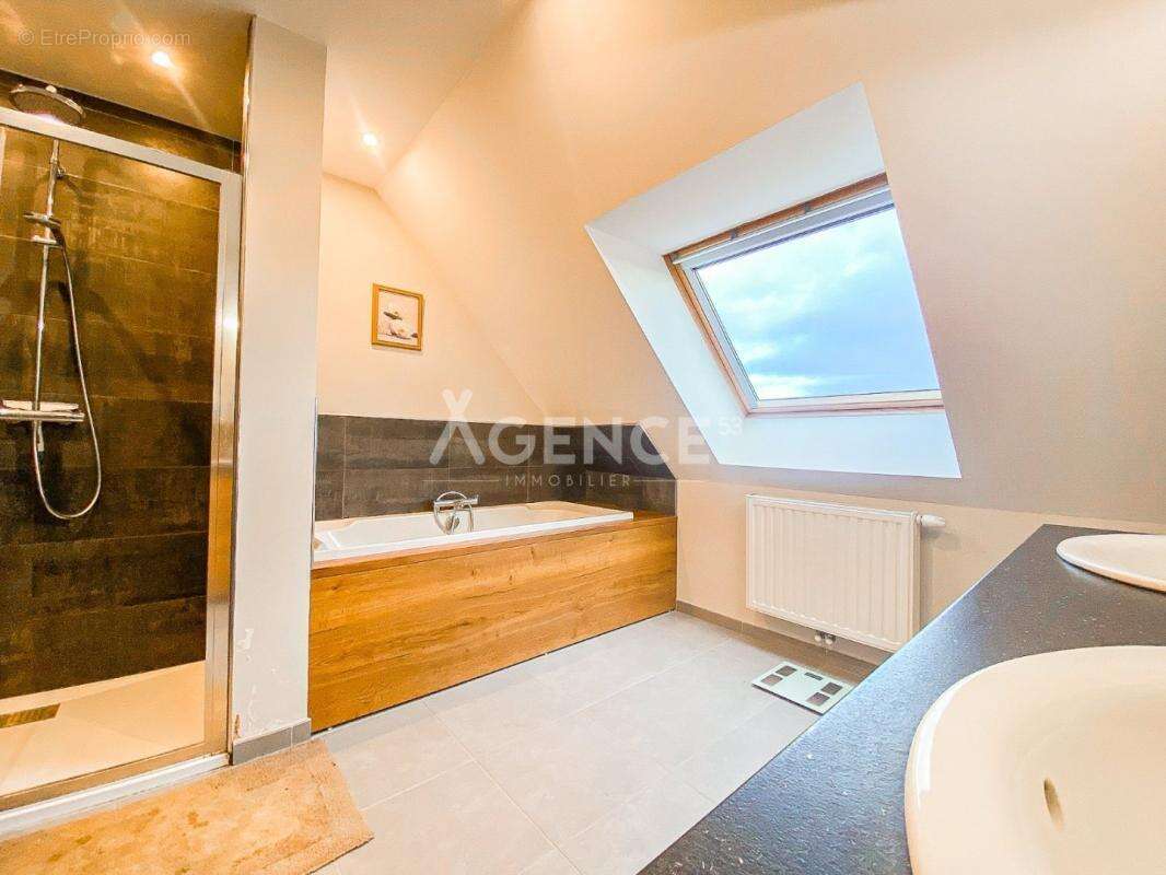 Maison à BROUCKERQUE