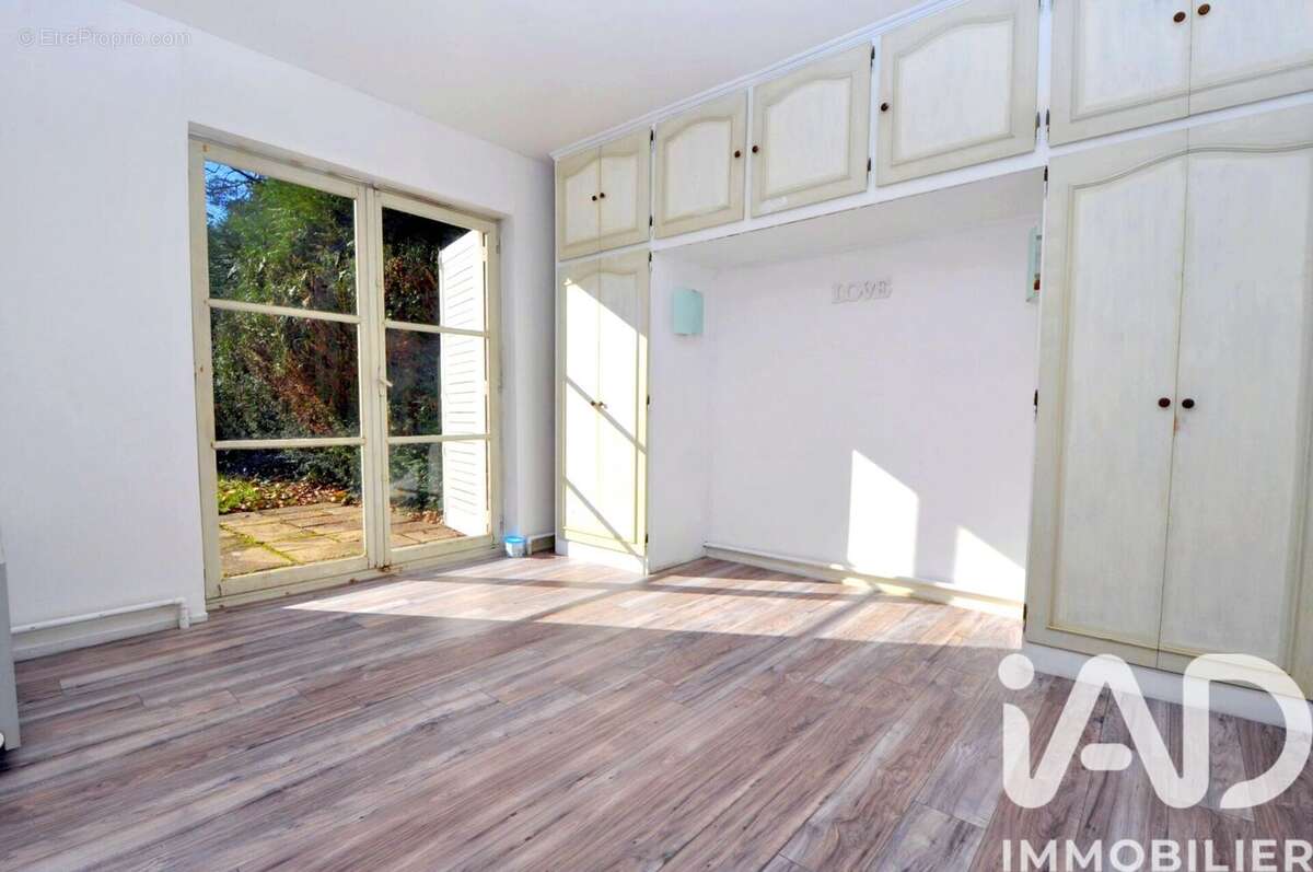 Photo 4 - Maison à BRUYERES-LE-CHATEL