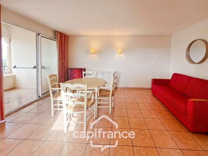 Domaine de Pont royal, spacieux et lumineux appartement de 40 m2,belle vue, localisé en angle, une chambre,  grande loggia terra - photo 6
