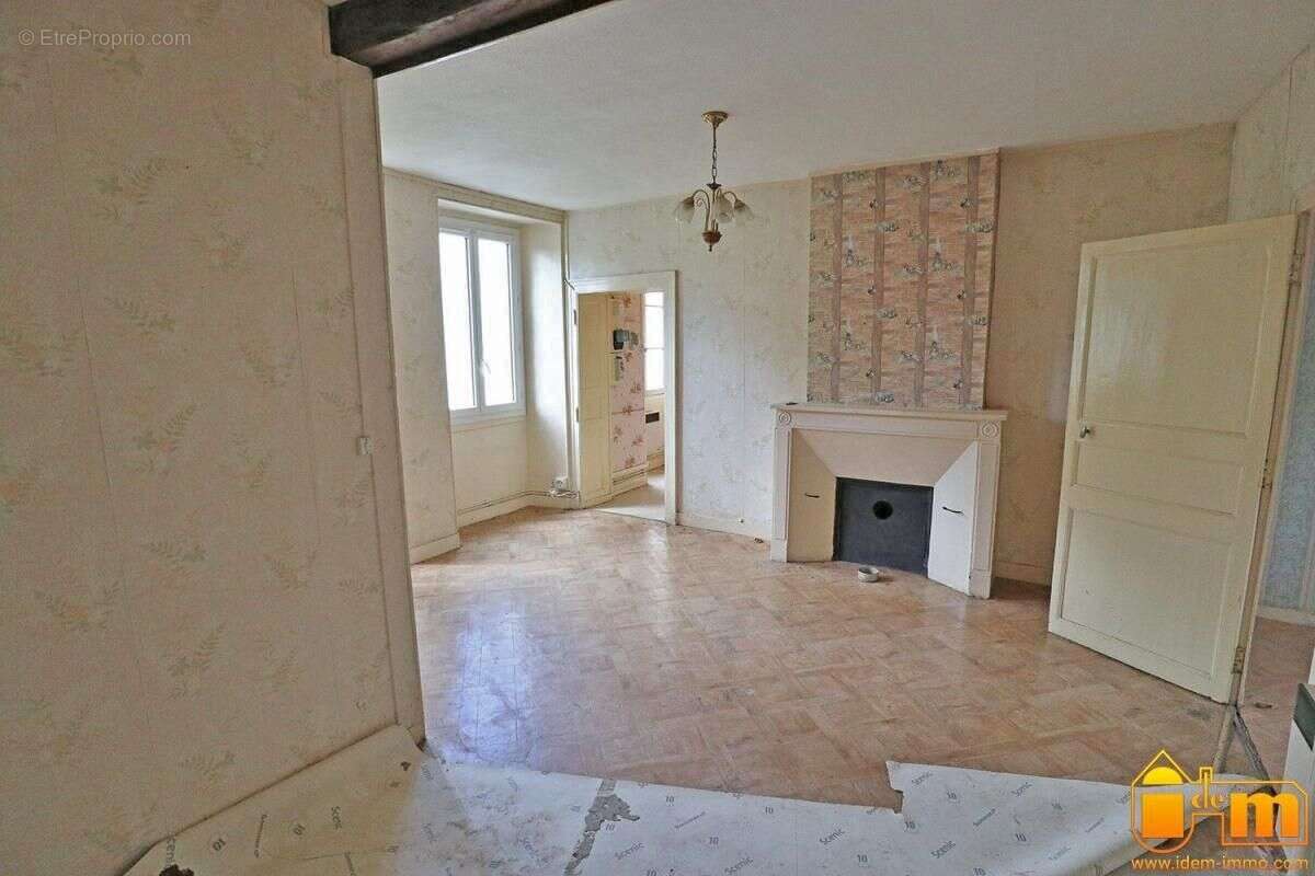 Appartement à MEREVILLE
