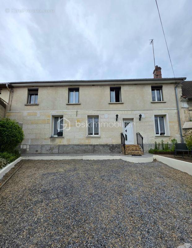 Maison à BREUIL-LE-VERT