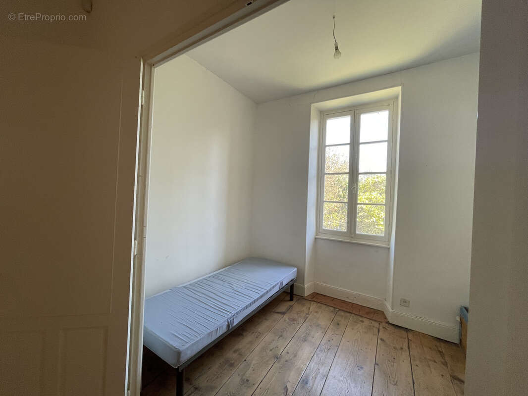 Maison à TACHOIRES