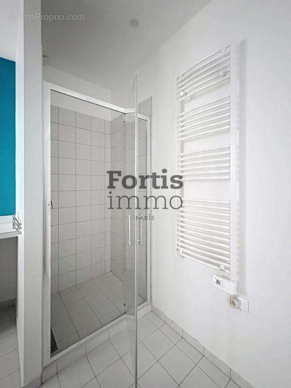 Appartement à PARIS-4E