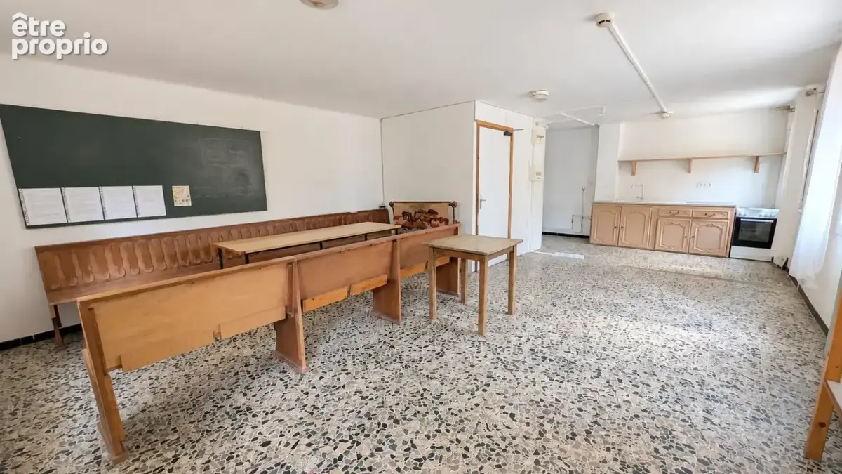 Pelvoux : Beau potentiel pour ce T3 duplex - photo 3