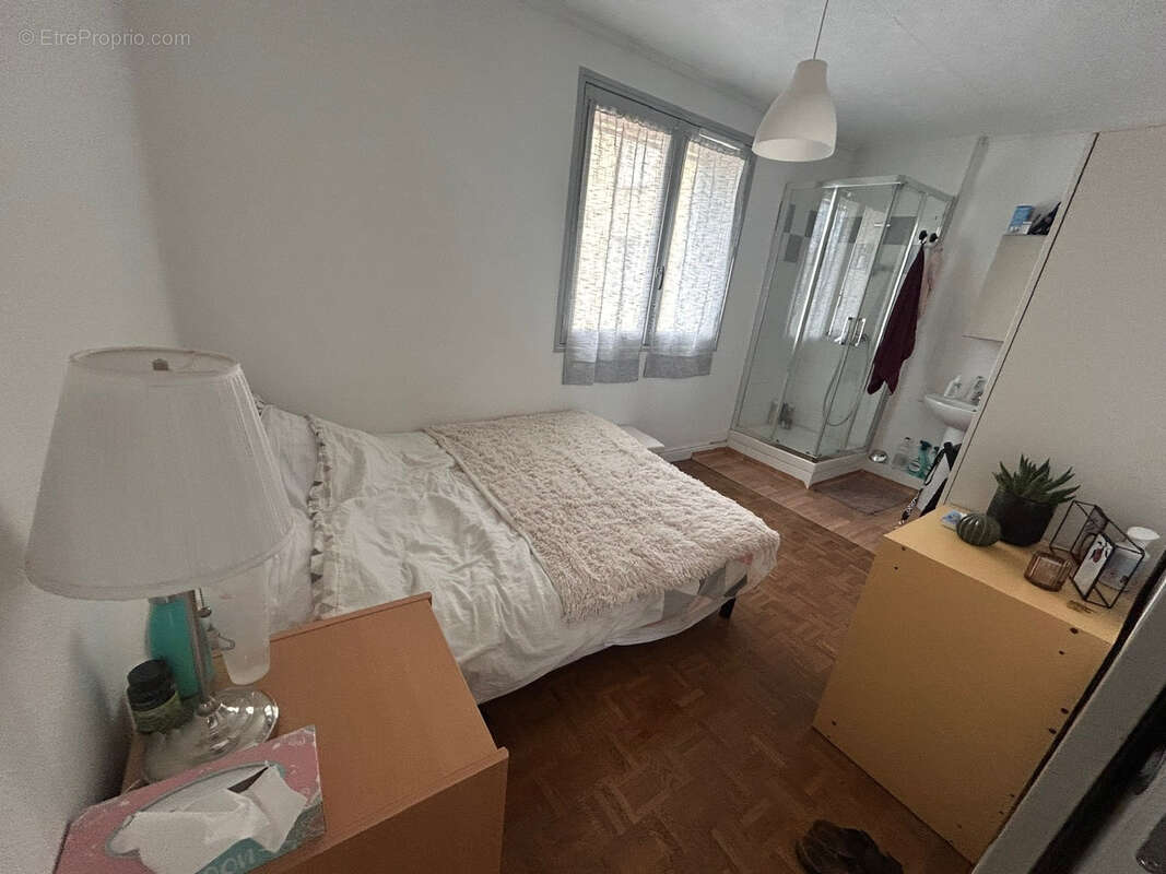 Appartement à BRON