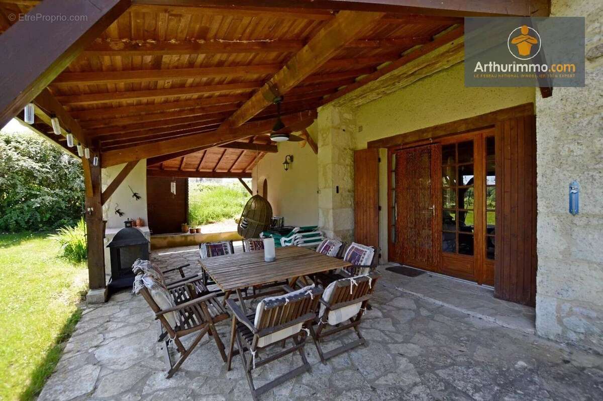 Maison à DURAS