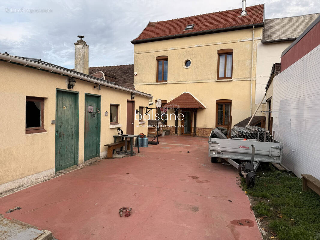 Maison à CAUDEBEC-LES-ELBEUF