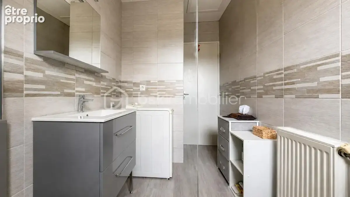 Maison individuelle 4 chambres - Garage - au calme - photo 8