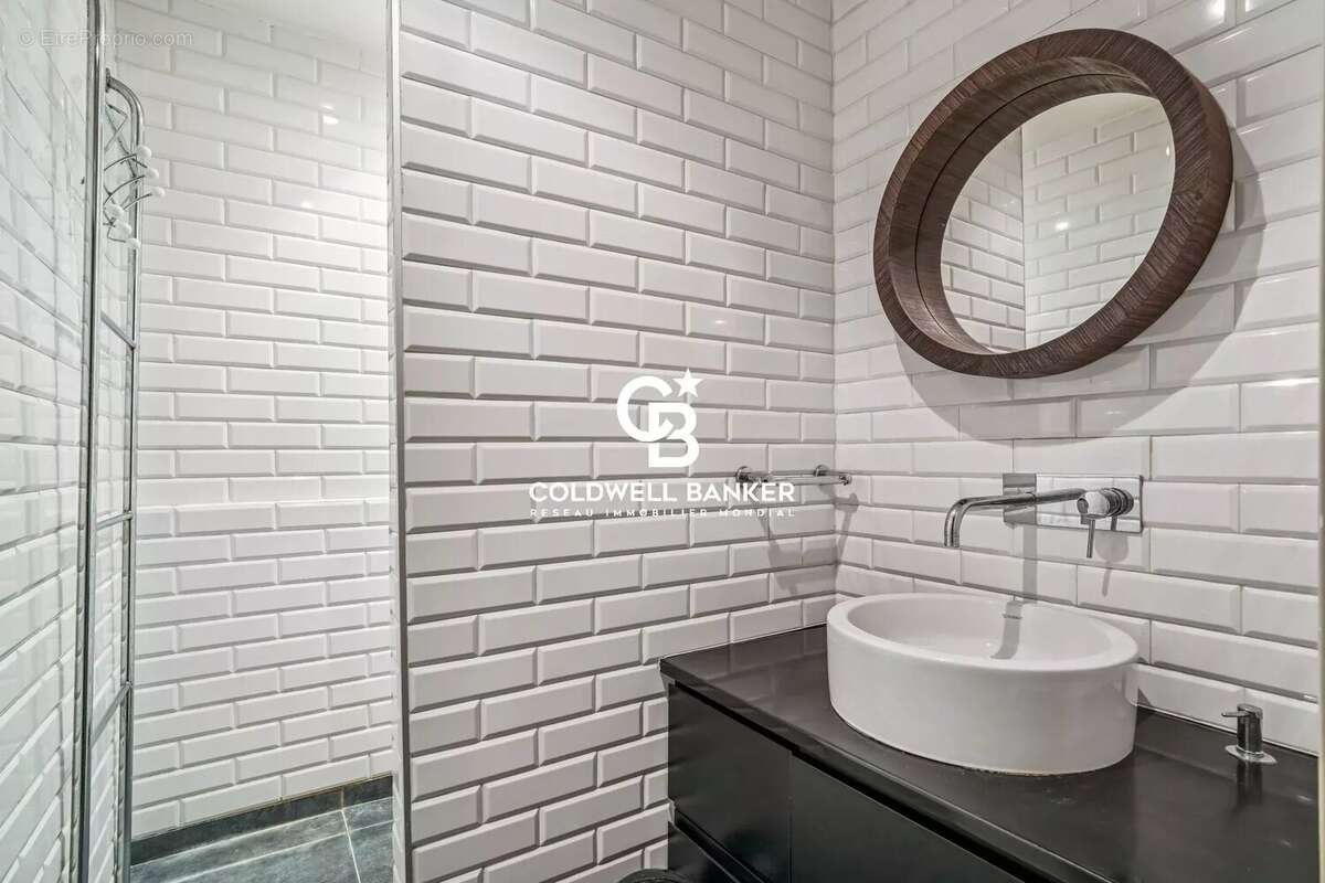 Appartement à SURESNES