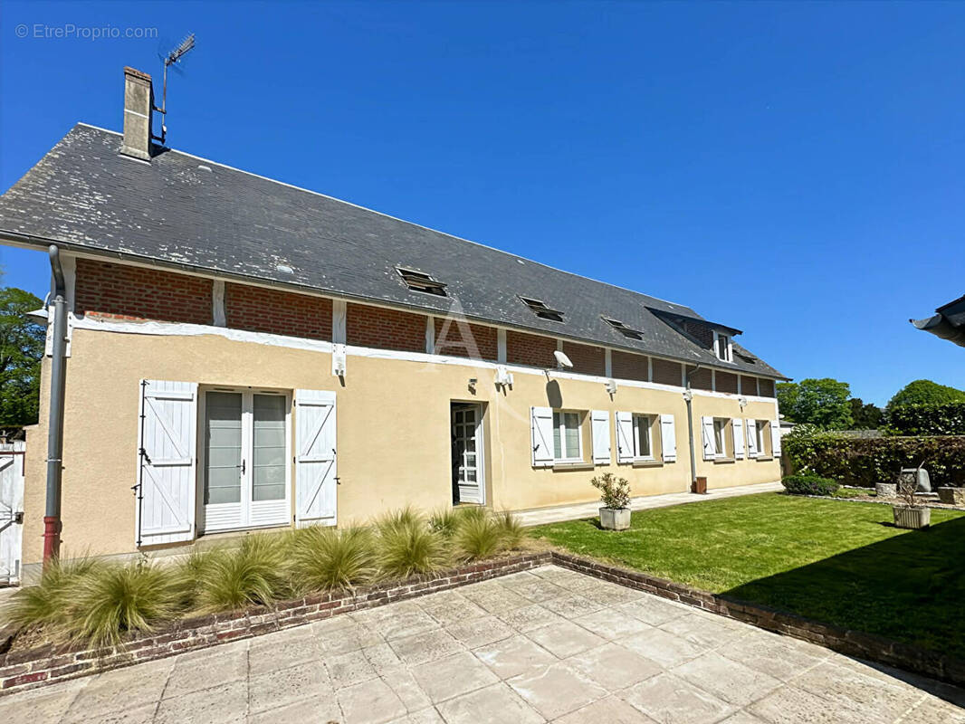 Maison à ETREPAGNY