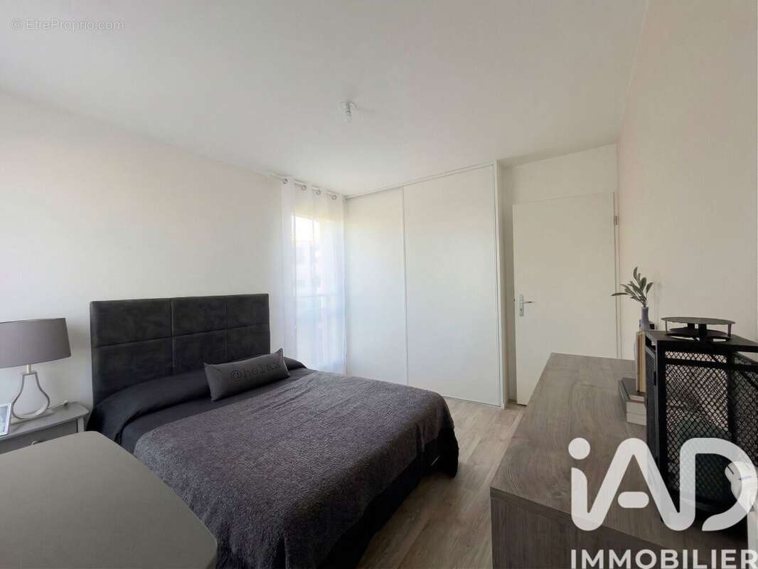 Photo 8 - Appartement à LIEUSAINT
