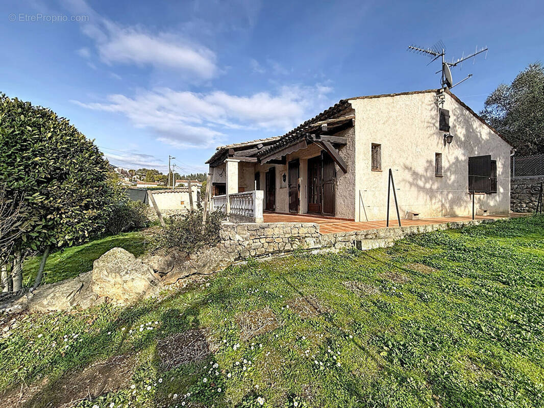 Maison à GRASSE