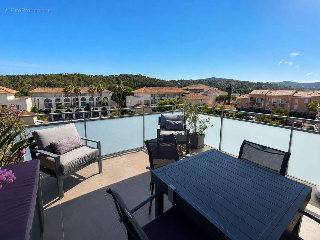 Appartement à LE LAVANDOU
