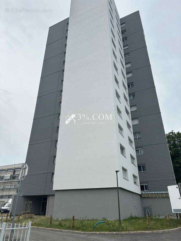 Appartement à JARVILLE-LA-MALGRANGE