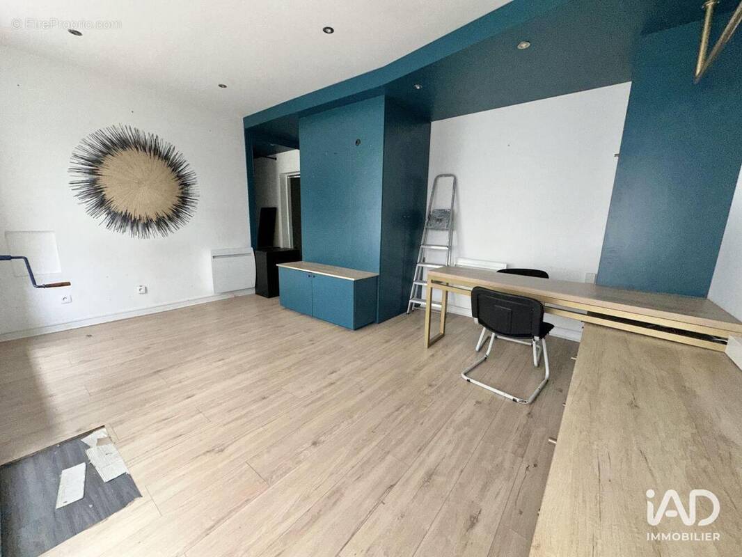 Photo 1 - Commerce à PARIS-17E