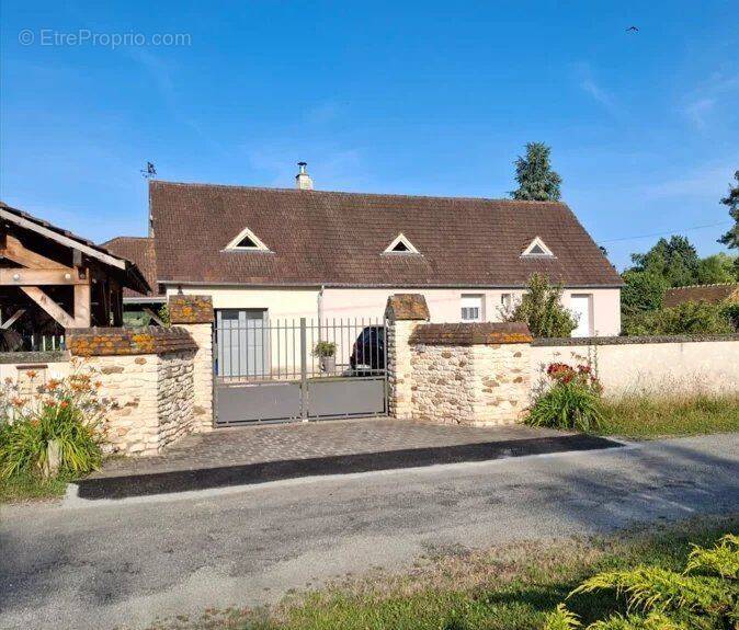 Maison à ANET
